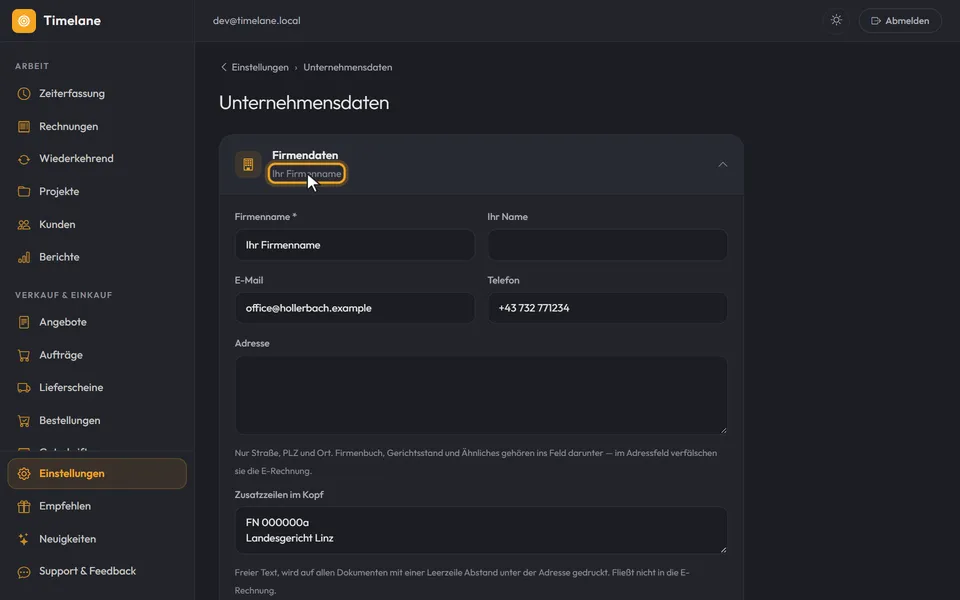 Der aufgeklappte Abschnitt „Firmendaten“ mit dem Platzhalter im Kopf
