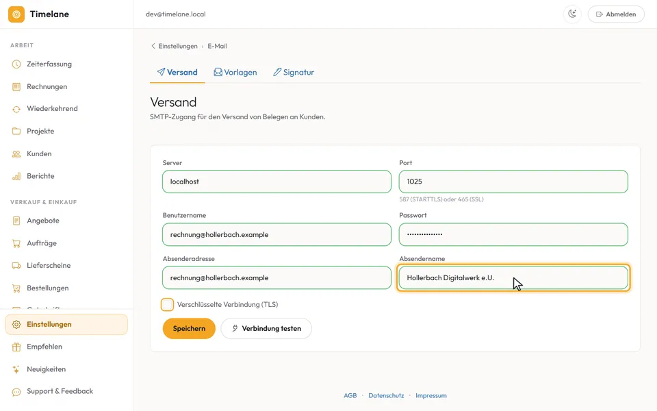 Absenderadresse und Absendername sind eingetragen