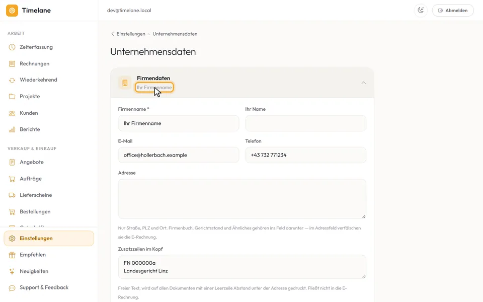 Der aufgeklappte Abschnitt „Firmendaten“ mit dem Platzhalter im Kopf
