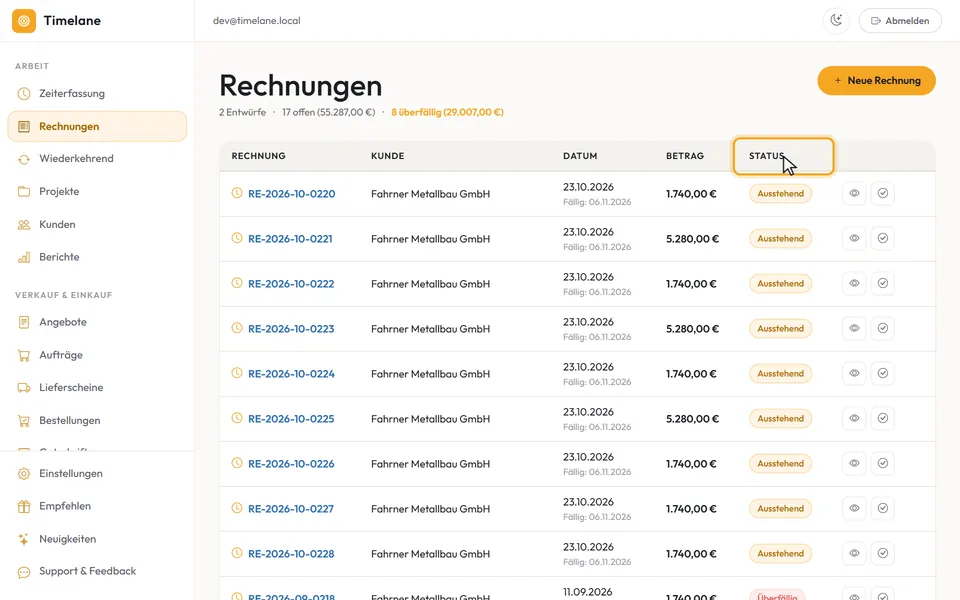 Die Rechnungsliste mit der Spalte „Status“